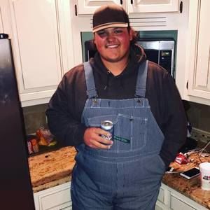 Meet your Posher, Corey